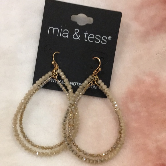 Mia Tess Tan Rondell Crystal Large Hoop Dangle Earrings NWT Gold Alloy - Picture 12 of 12